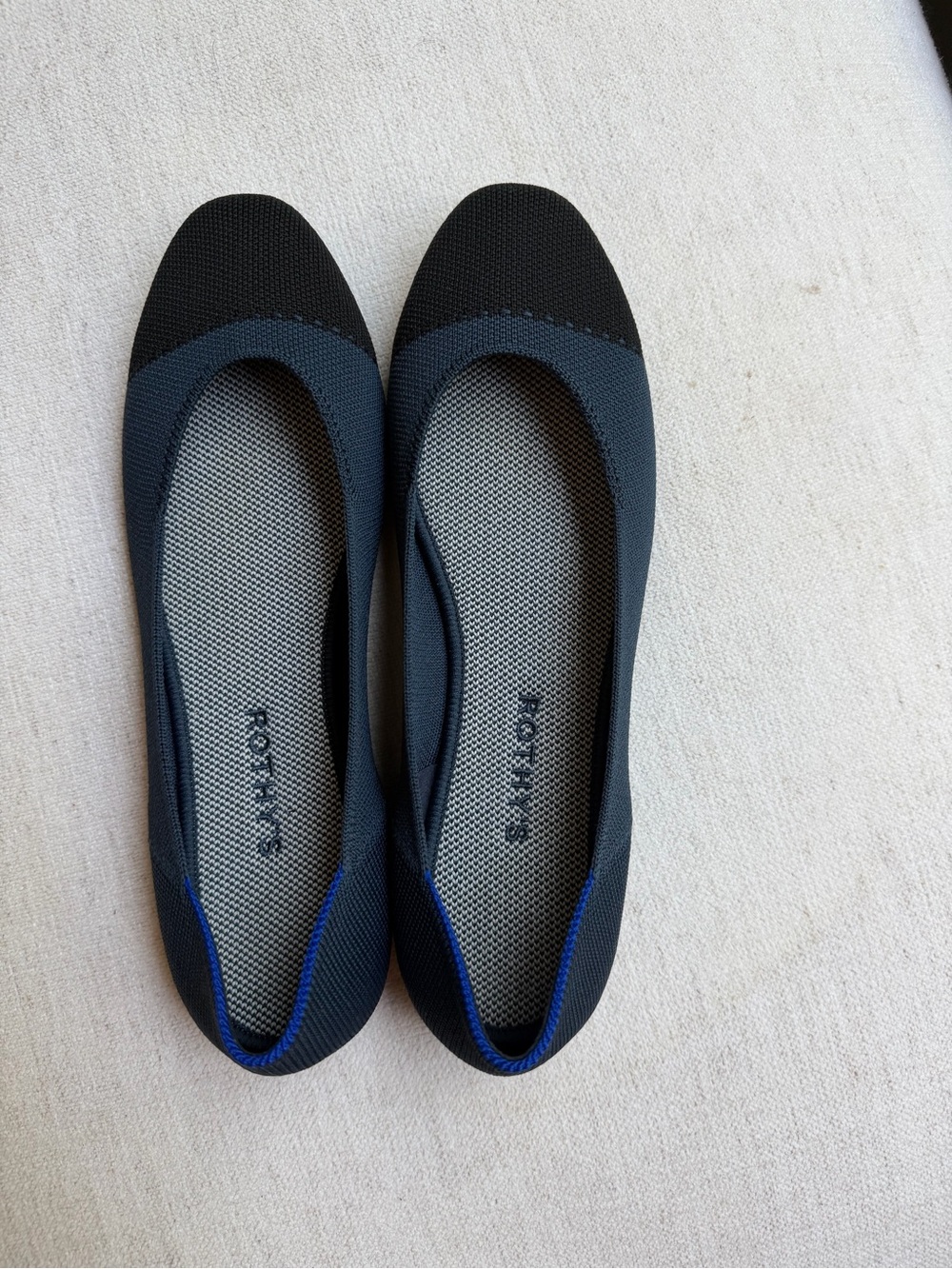 Rothy's Navy and Black Knit Ballet Flats